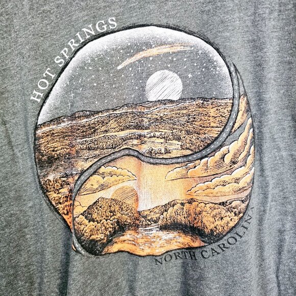 Hot Springs North Carolina Graphic T-Shirt Large AB ~SS132.5 - Picture 2 of 4